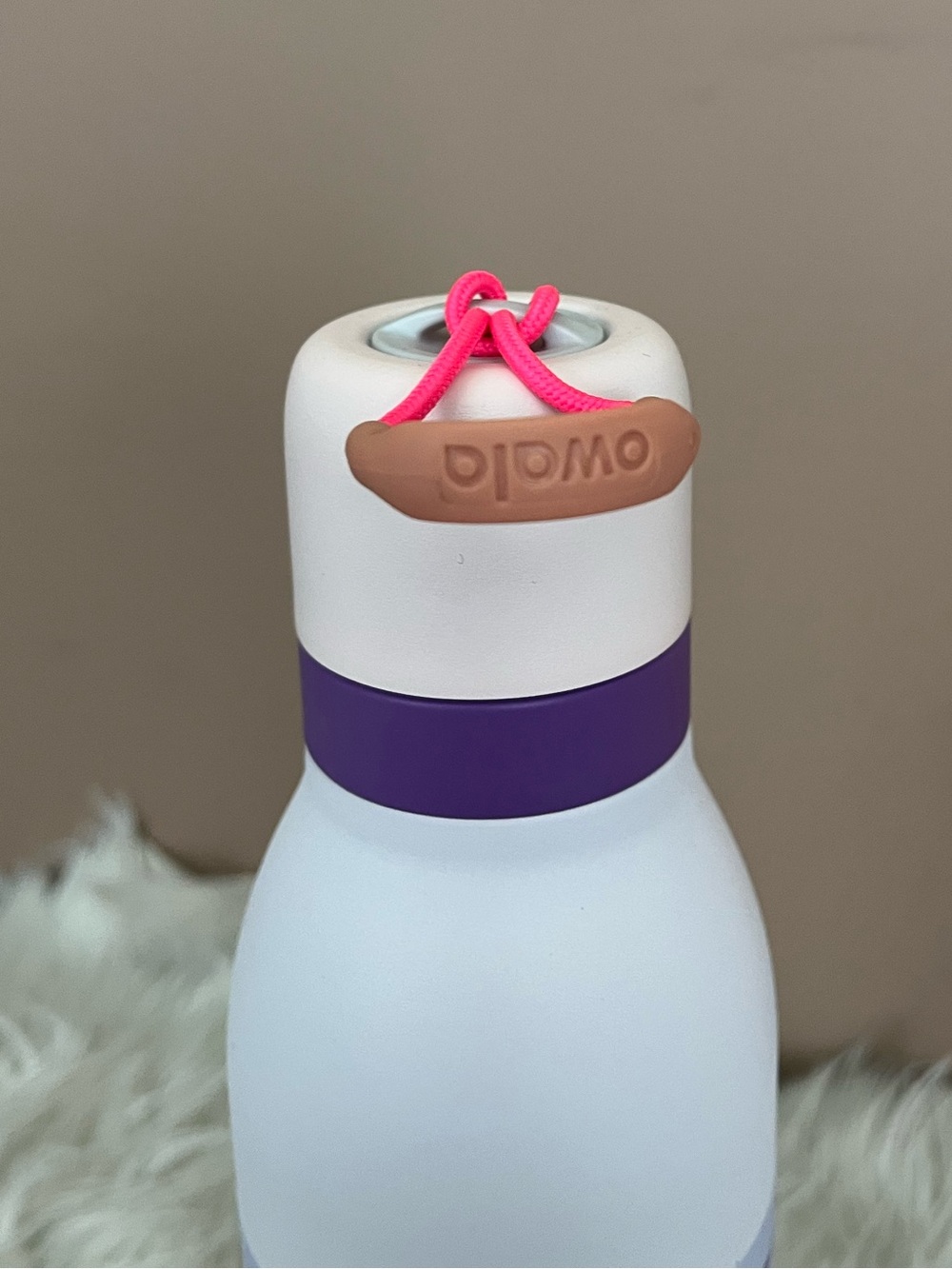 {Owala} FreeSip Twist Cap Stainless Steel Water Bottle 24 fl oz in Dreamy Field - Picture 7 of 10